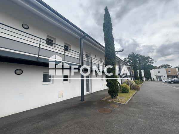 Location Appartement 2 pièces 41 m² - LA CHENERAIE Lons 64140