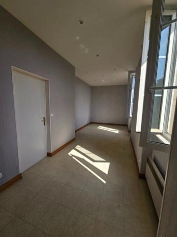 Maison à vendre 6 pièces Proche de SOUVIGNY (03)