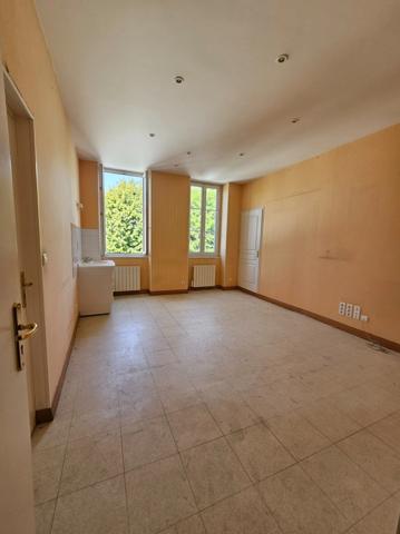 Maison à vendre 6 pièces Proche de SOUVIGNY (03)