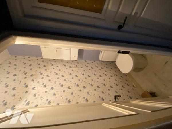 Maison principale d’env. 177 m² avec dépendances sur un terrain de 5.790 m².