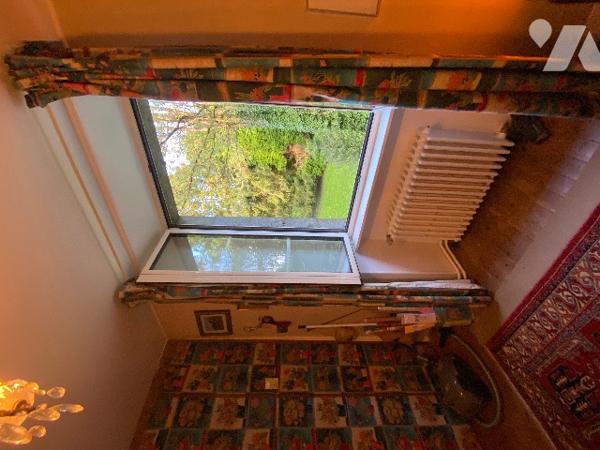 Maison principale d’env. 177 m² avec dépendances sur un terrain de 5.790 m².