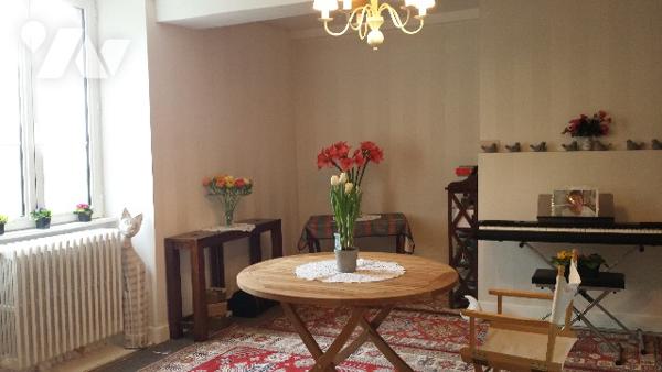 Maison principale d’env. 177 m² avec dépendances sur un terrain de 5.790 m².