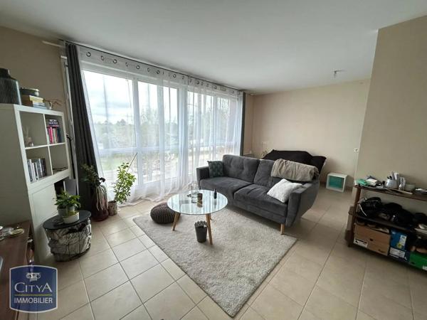 Appartement à louer 2 pièces 37.9m² Chartres (28000)