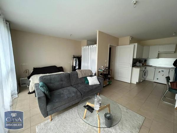 Appartement à louer 2 pièces 37.9m² Chartres (28000)
