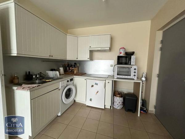 Appartement à louer 2 pièces 37.9m² Chartres (28000)