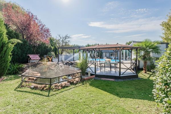 Maison 6 pièces avec dépendances et piscine
