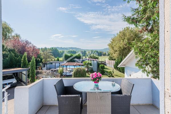 Maison 6 pièces avec dépendances et piscine