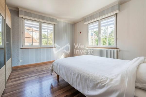 Maison 6 pièces avec dépendances et piscine