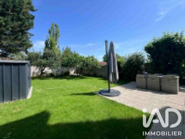Maison à vendre 7 pièces 143 m² Paray-Vieille-Poste