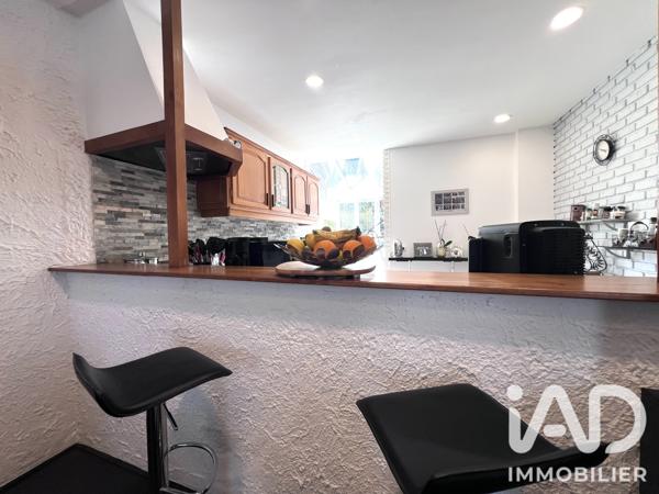 Maison à vendre 7 pièces 143 m² Paray-Vieille-Poste