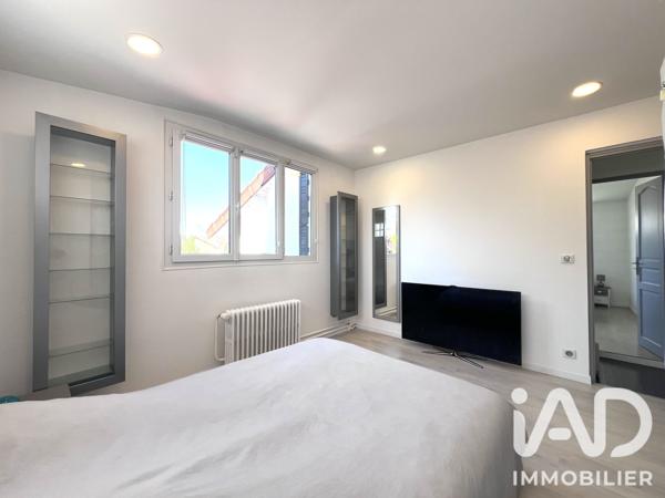 Maison à vendre 7 pièces 143 m² Paray-Vieille-Poste