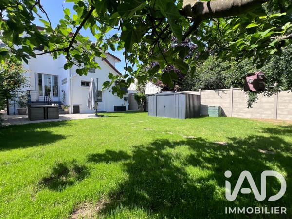 Maison à vendre 7 pièces 143 m² Paray-Vieille-Poste