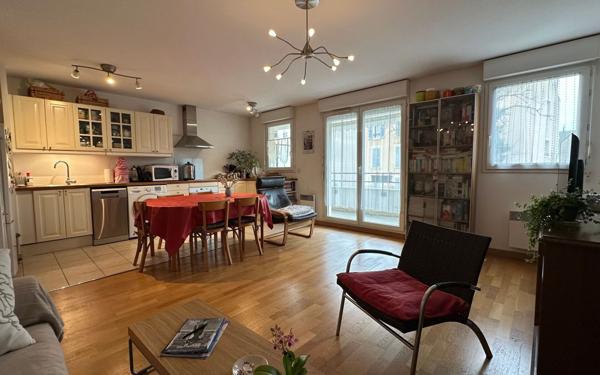 Appartement à vendre    3 pièces • 64,70 m2 Corbeil-Essonnes