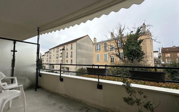 Appartement à vendre    3 pièces • 64,70 m2 Corbeil-Essonnes