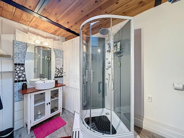 Loft Barjols 6 pièces 360 m2 au calme