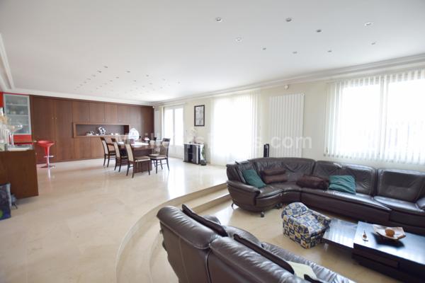 Propriété 7 pièces Clichy-sous-bois proche Le Raincy