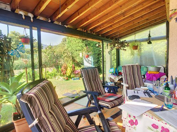 Maison 4 faces de plain pied de 90 m² sur 533 m² de parcelle