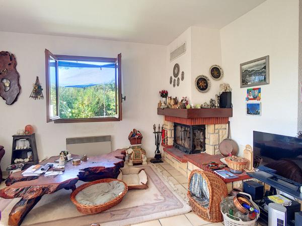 Maison 4 faces de plain pied de 90 m² sur 533 m² de parcelle