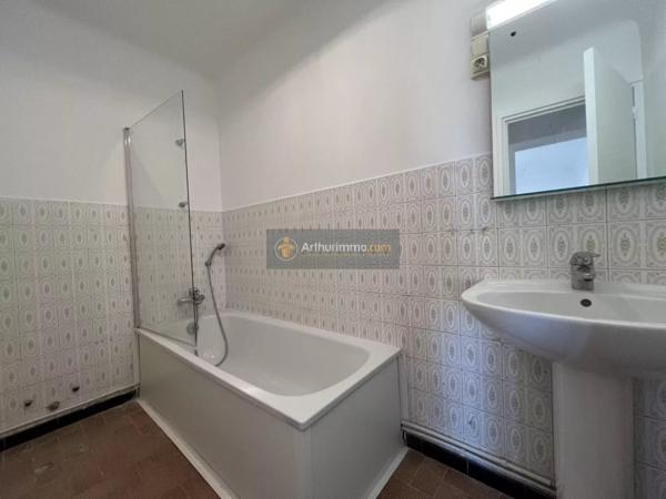 Location Appartement 2 pièces 45 m2 à Fréjus