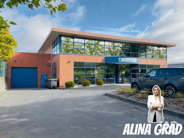 Location bureaux 867 m² Vigny