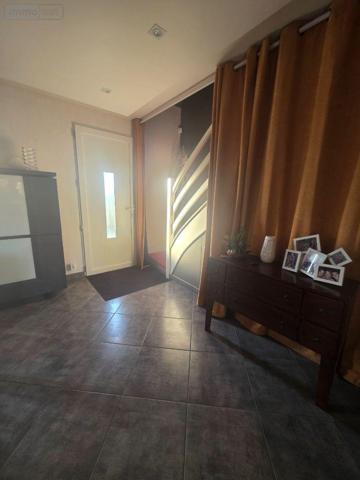 Maison de ville à vendre à Les Ponts-de-Cé dans le Maine-et-Loire (49130), ref : 49115/MAIS/518 LA GUILLEBOTTE Maison de ville à vendre à Les Ponts-de-Cé dans le Maine-et-Loire (49130), ref : 49115/MAIS/518 LA GUILLEBOTTE Maison de ville à vendre à Les Ponts-de-Cé dans le Maine-et-Loire (49130), ref : 49115/MAIS/518 LA GUILLEBOTTE