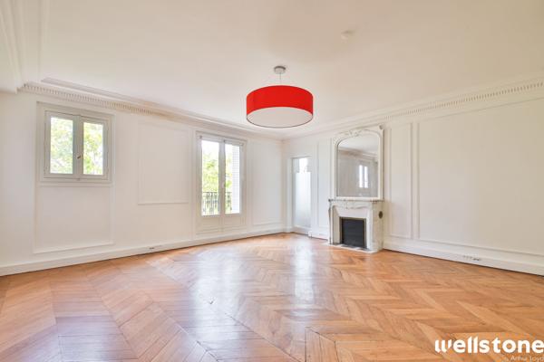 Bureaux à louer à PARIS 75008