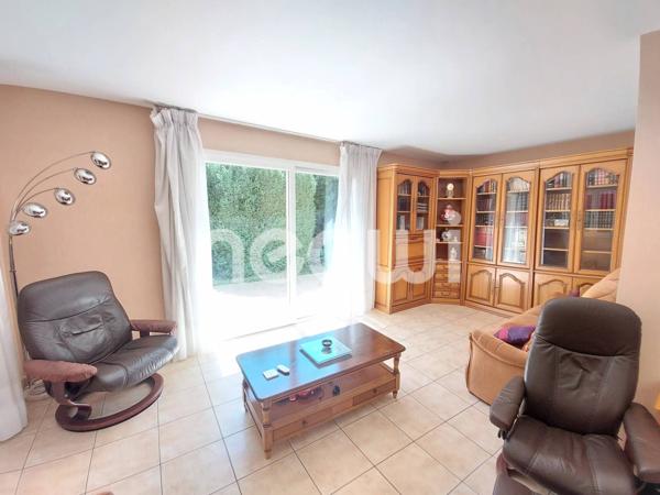 Maison 4 ch Garage double Dépendance 1742 m² Terrain
