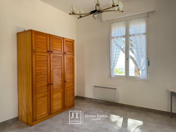 Appartement
                                                                                                                                                                                                                                                                                                                        1 pièce(s)                                                                                                                                                                                                                                                                                                                              28  m²