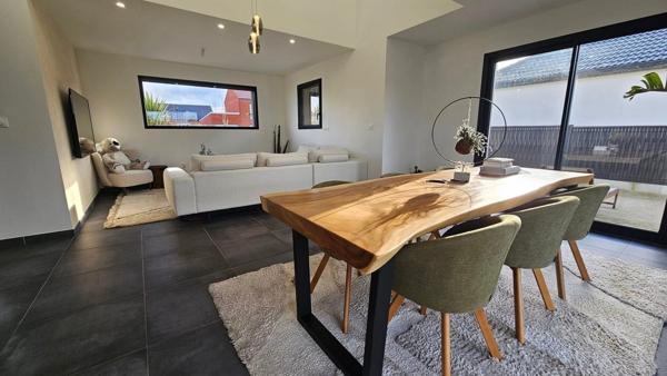 Superbe Maison INDIVIDUELLE de 127 m2 - 3 chambres - Garage - Parcelle Clôturée 870 m2