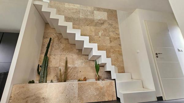 Superbe Maison INDIVIDUELLE de 127 m2 - 3 chambres - Garage - Parcelle Clôturée 870 m2