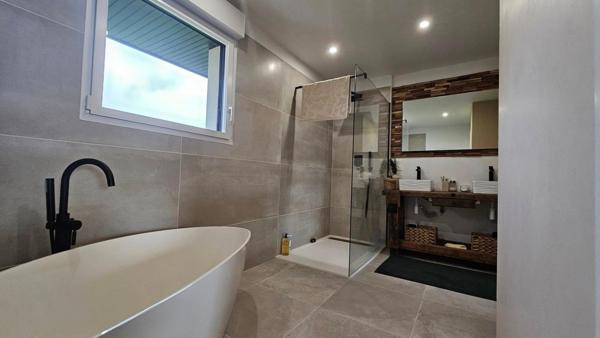 Superbe Maison INDIVIDUELLE de 127 m2 - 3 chambres - Garage - Parcelle Clôturée 870 m2