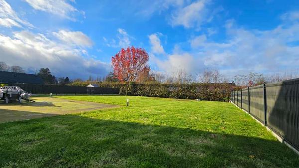 Superbe Maison INDIVIDUELLE de 127 m2 - 3 chambres - Garage - Parcelle Clôturée 870 m2