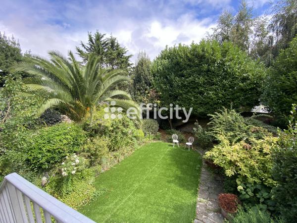 Maison
         8 pièces
        - 137 m² Bien prestige 420 000 € *