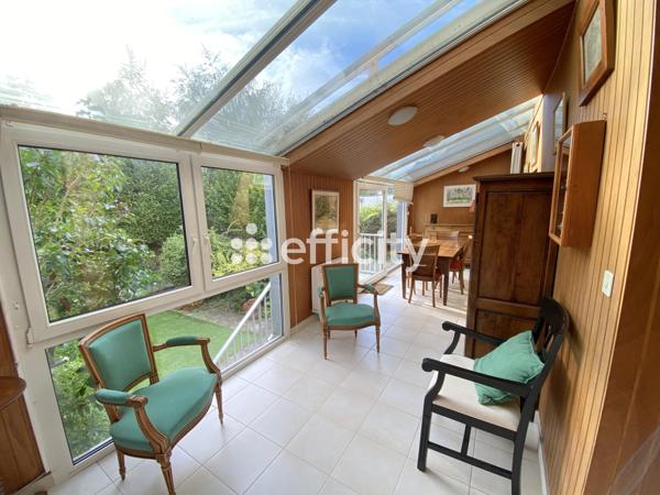 Maison
         8 pièces
        - 137 m² Bien prestige 420 000 € *