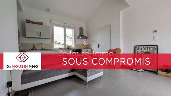 Immeuble à vendre 3 pièces de 80 m²