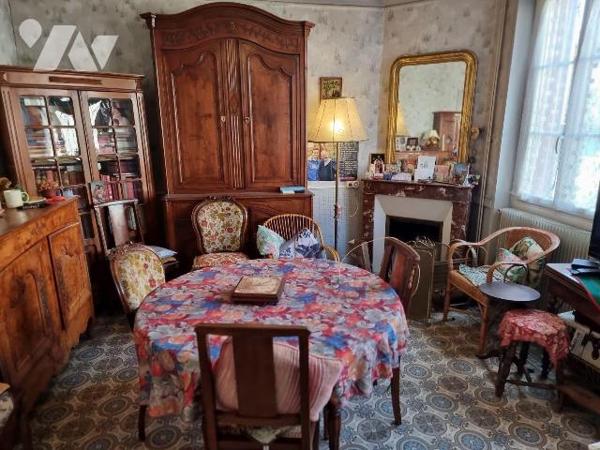 A vendre à Romorantin (41), Maison pleine de charme à fort potentiel, située à proximité immédi...