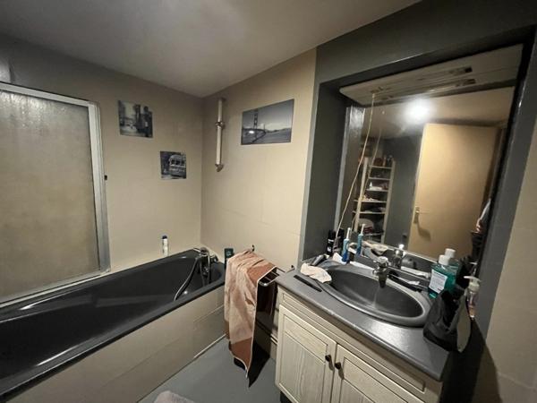 Maison à vendre |  Neuvy-Saint-Sépulchre |  2 pièces | 70 m²