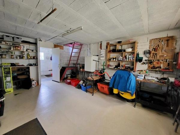 Maison à vendre 8 pièces LANVEOC (29)