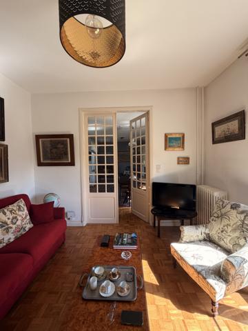 Maison
                                                                                                                                                                                                                                                                                                                        5 pièce(s)                                                                                                                                                                                                          3 chambre(s)                                                                                                                                                                                                          106  m²