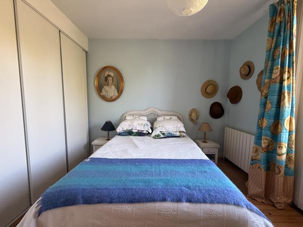 Maison
                                                                                                                                                                                                                                                                                                                        5 pièce(s)                                                                                                                                                                                                          3 chambre(s)                                                                                                                                                                                                          106  m²