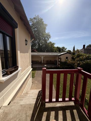 Maison
                                                                                                                                                                                                                                                                                                                        5 pièce(s)                                                                                                                                                                                                          3 chambre(s)                                                                                                                                                                                                          106  m²