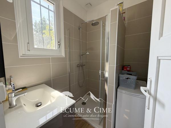 Abatilles- Élégant appartement avec terrasse et parking