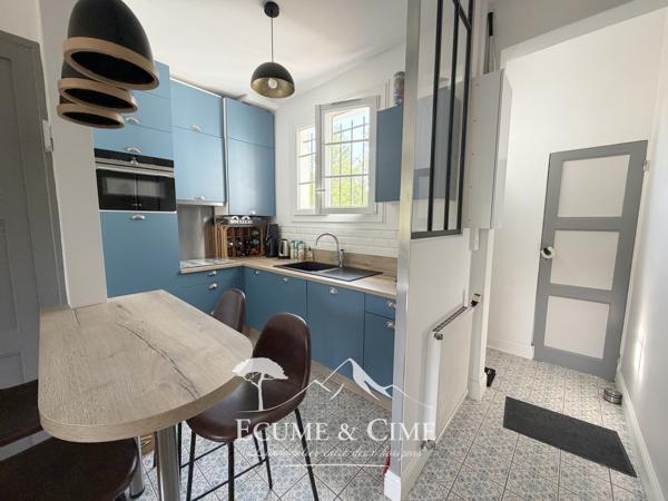 Abatilles- Élégant appartement avec terrasse et parking