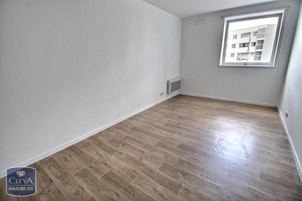 Appartement à louer 2 pièces 47.07m² Mérignac (33700)