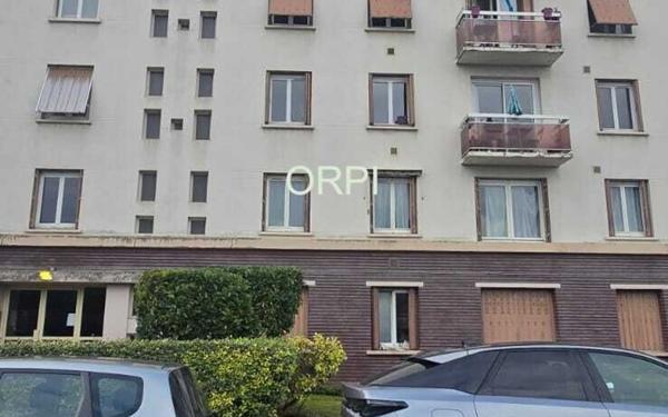 Appartement à vendre    4 pièces • 64,09 m2 Vitry-sur-Seine