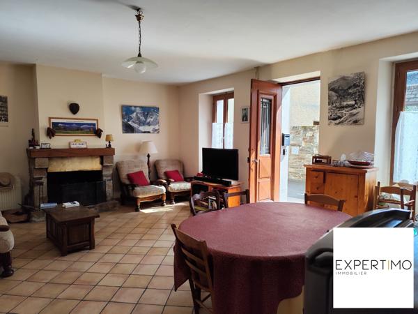 Bagnères-de-Luchon (31110) Maison 5 pièces 104 m²