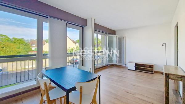 Bois d'Arcy : Appartement 2 pièces meublé avec cave, parking et balcon
