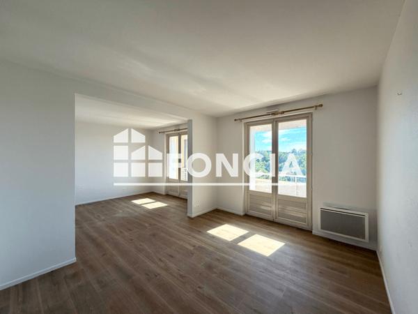 Location Studio 32.89 m² - 2 RUE EUGENE DELACROIX Albi 81000