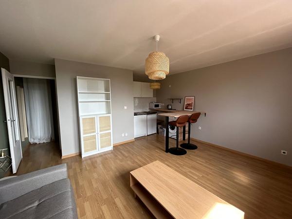"APPARTEMENT MEUBLÉ 1 PIECE 26M2"