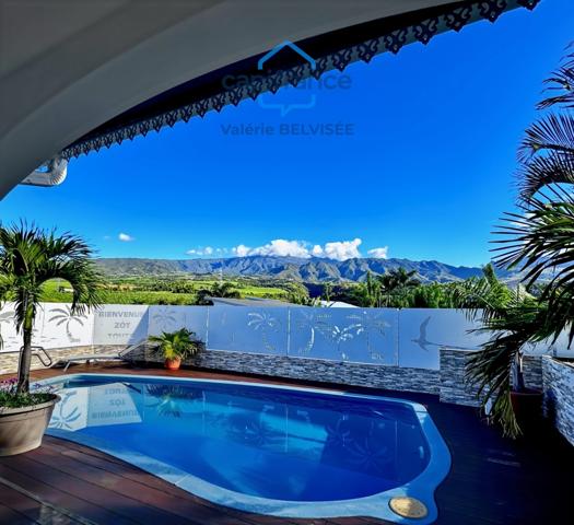 Maison familiale F5 avec piscine – 170m m² – Saint-Louis